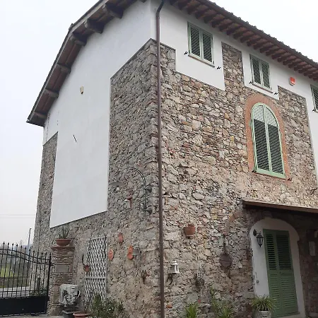 Apartment Il Carrozzone Lucca